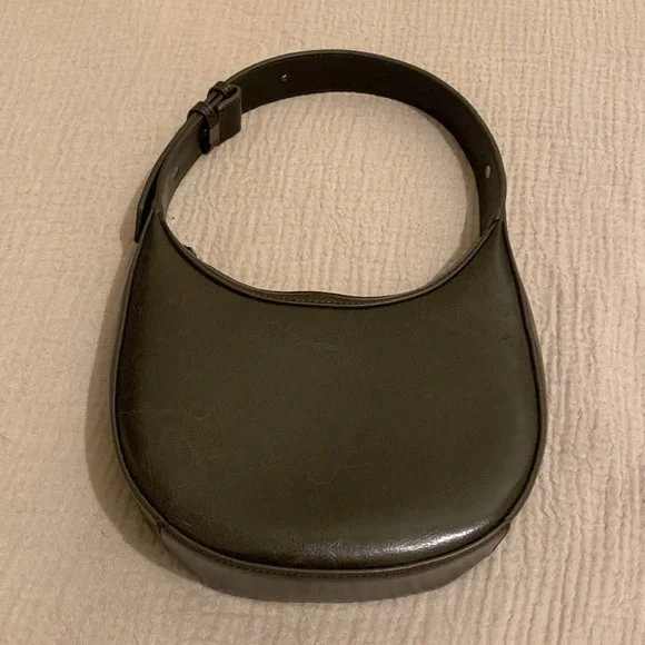 Dirty Six Brown Leather Egg bag . - Picture 2 of 9